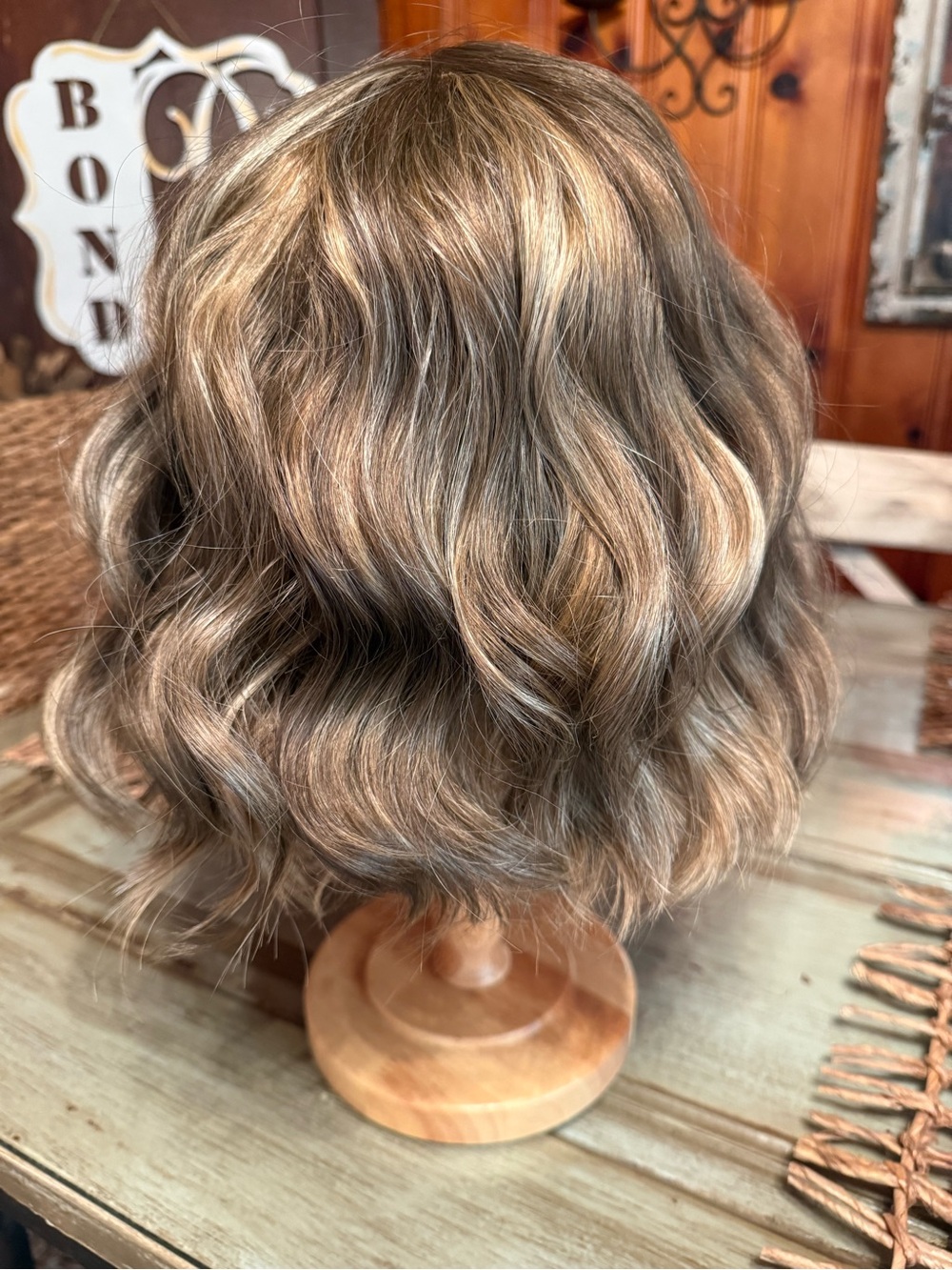 Short Wavy Lace Front Wig in Ash Brown with Hightlights - Natural Texture - Picture 3 of 6
